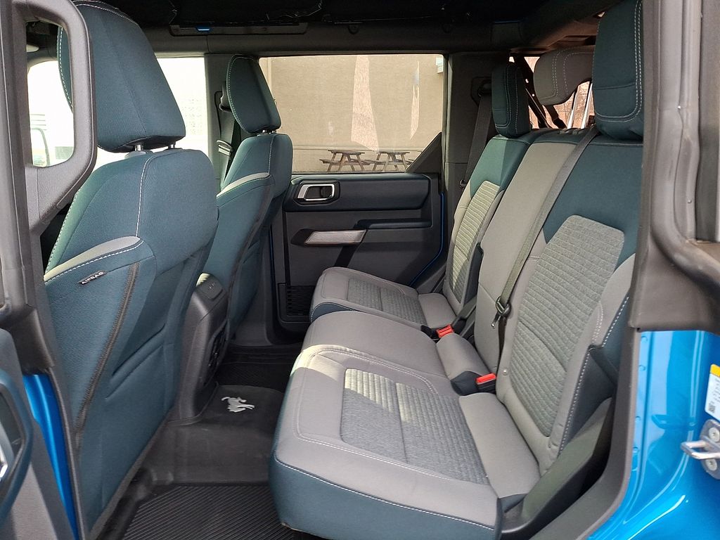 2022 Ford Bronco 4-Door Outer Banks - Photo 13