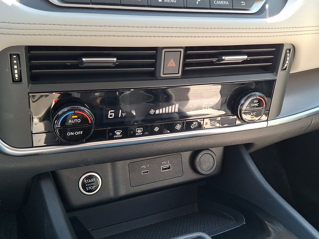 2023 Nissan Rogue SV - Photo 17