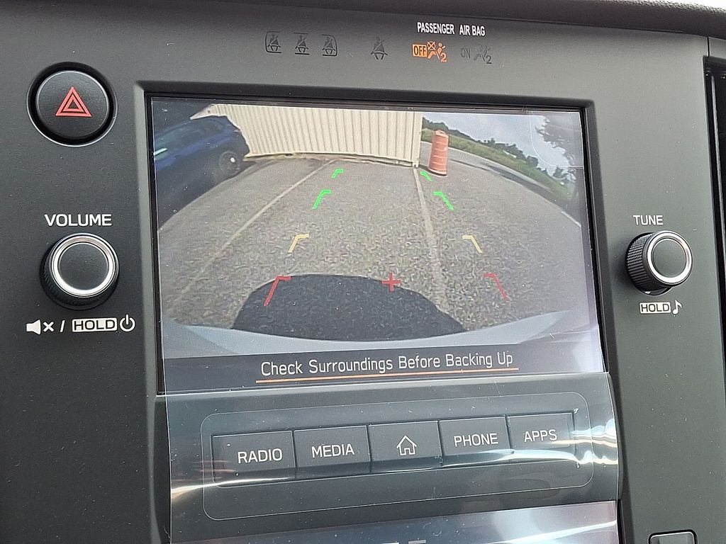 2025 Subaru Legacy Base photo 4