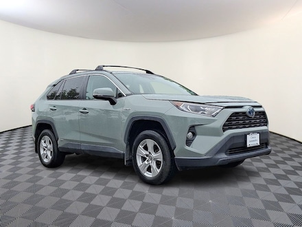 2020 Toyota RAV4 Hybrid XLE SUV