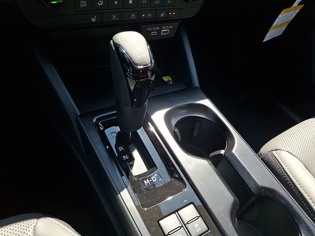 2026 Subaru Outback Limited - Photo 12