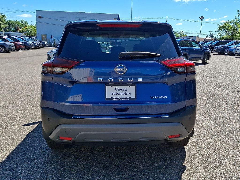 2023 Nissan Rogue SV - Photo 8