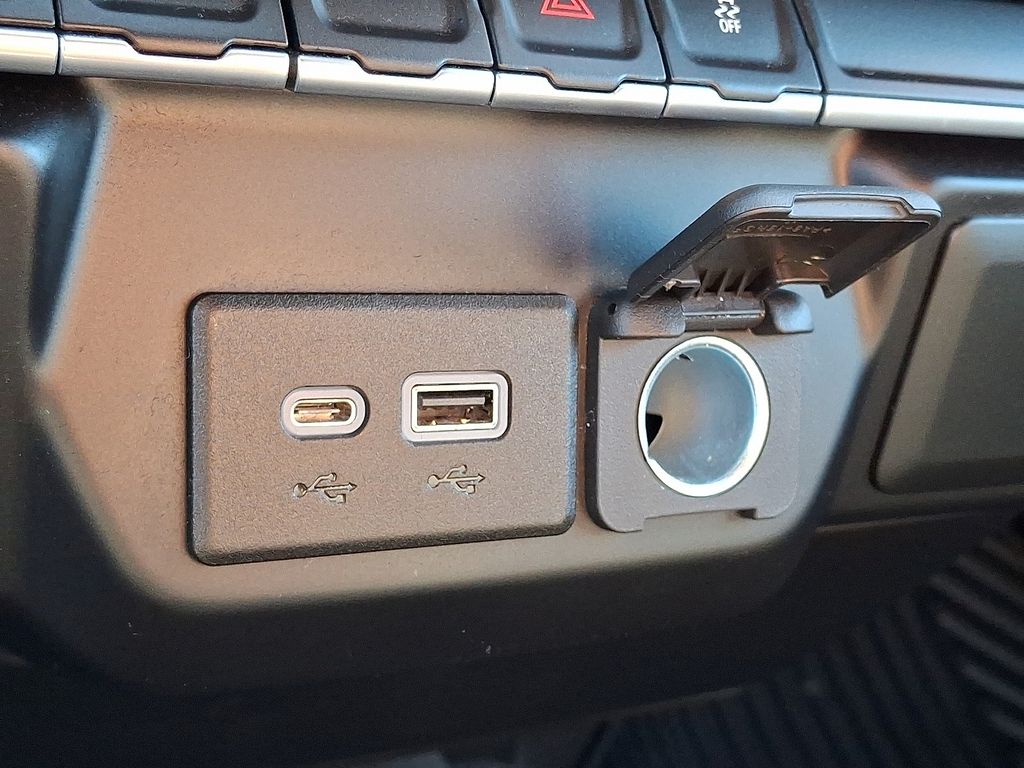 2022 Chevrolet Silverado 1500 Limited RST - Photo 26