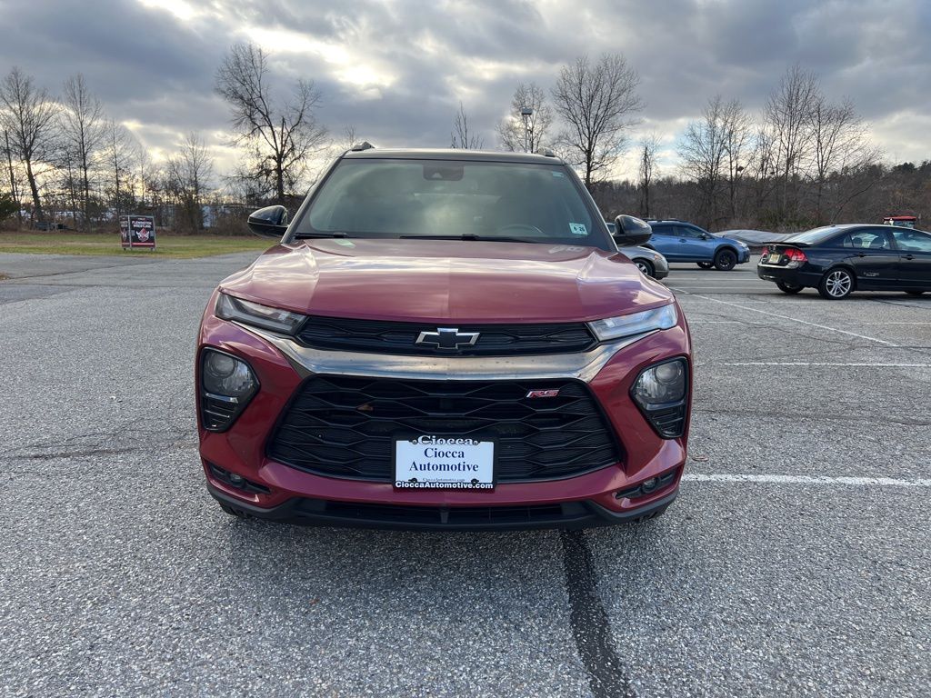 2021 Chevrolet Trailblazer RS photo 2