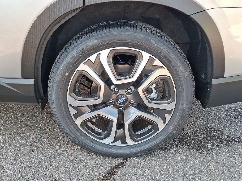 2026 Subaru Ascent Limited - Photo 8
