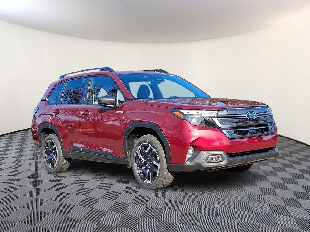 2025 Subaru Forester Premium's photo