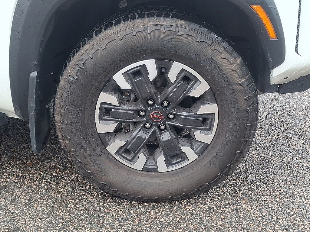 2024 Nissan Frontier PRO-4X - Photo 11