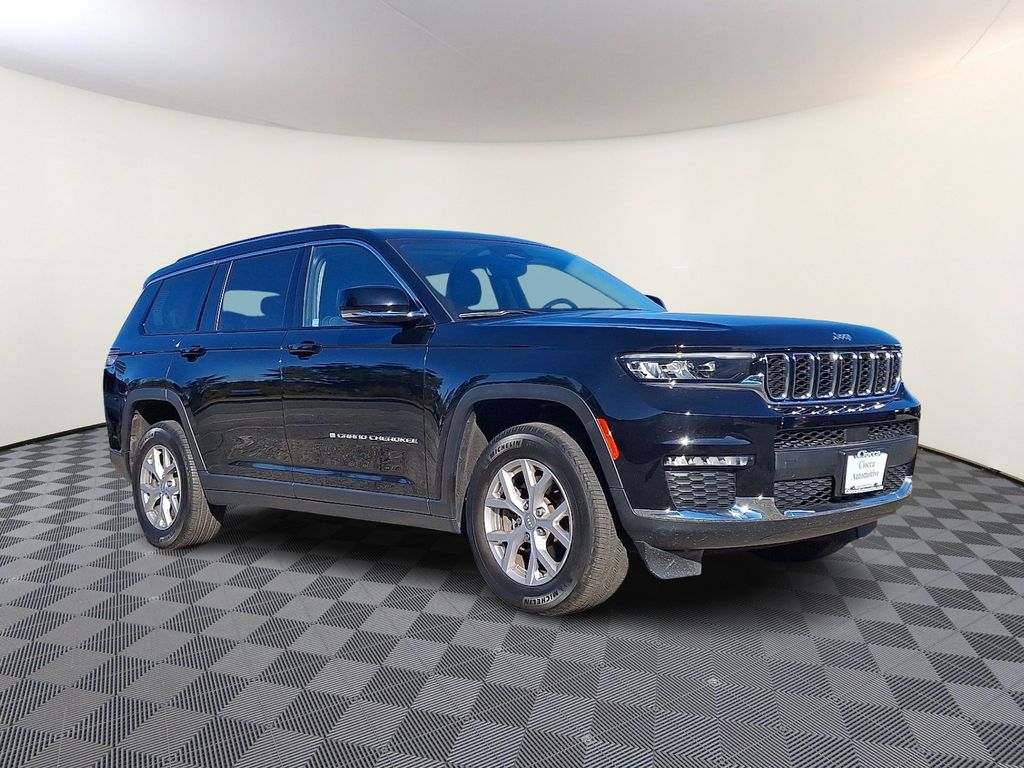 2022 Jeep Grand Cherokee L Limited's photo