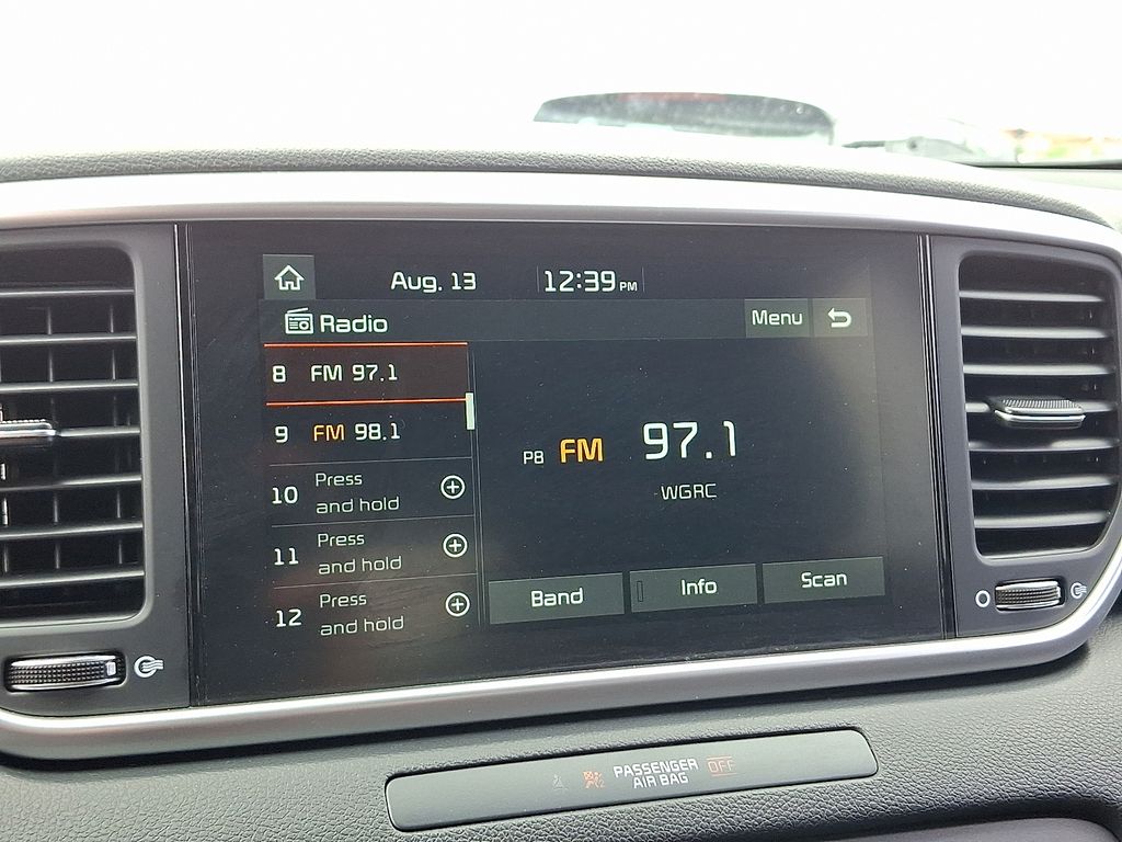 2022 Kia Sportage LX photo 3