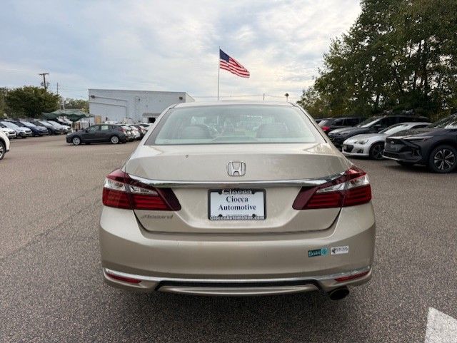 2016 Honda Accord LX photo 3