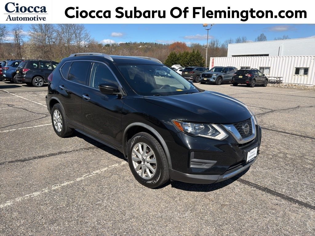 Used 2020 Nissan Rogue SV SUV