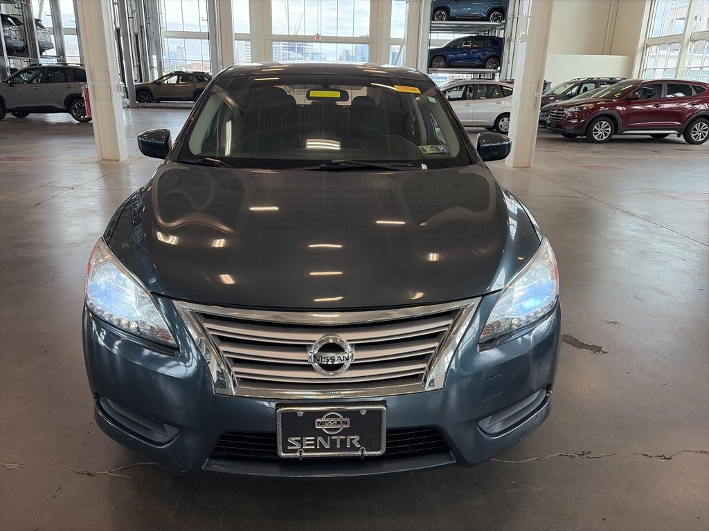 2015 Nissan Sentra SV photo 2