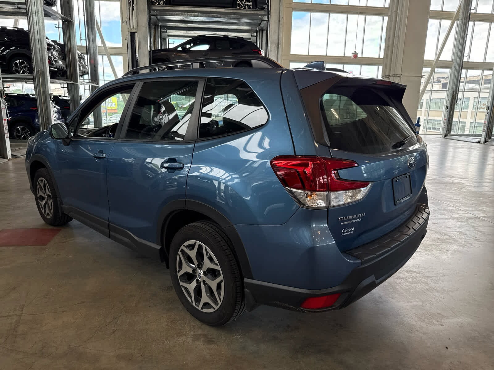 2020 Subaru Forester Premium photo 3