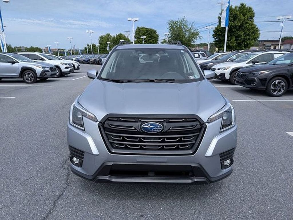 Used 2024 Subaru Forester Premium SUV