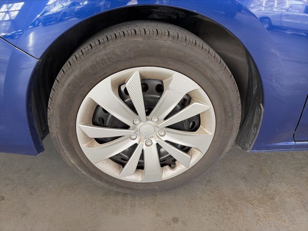 2023 Subaru Impreza Base photo 4