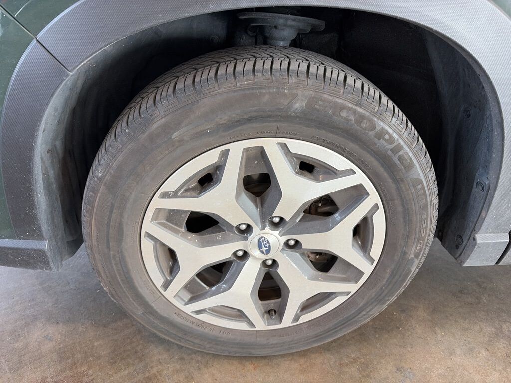 Used 2023 Subaru Forester Premium SUV