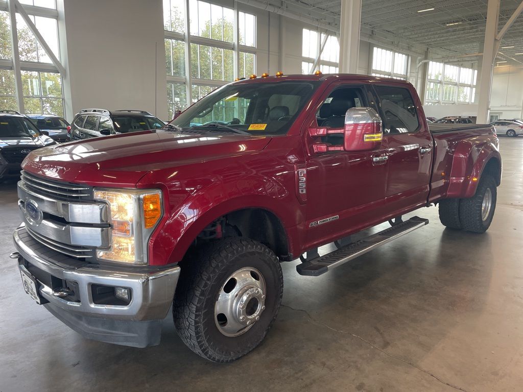 2017 Ford F-350 photo 3