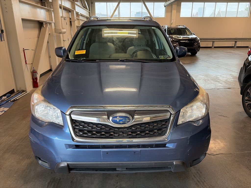 2015 Subaru Forester 2.5i Premium photo 2