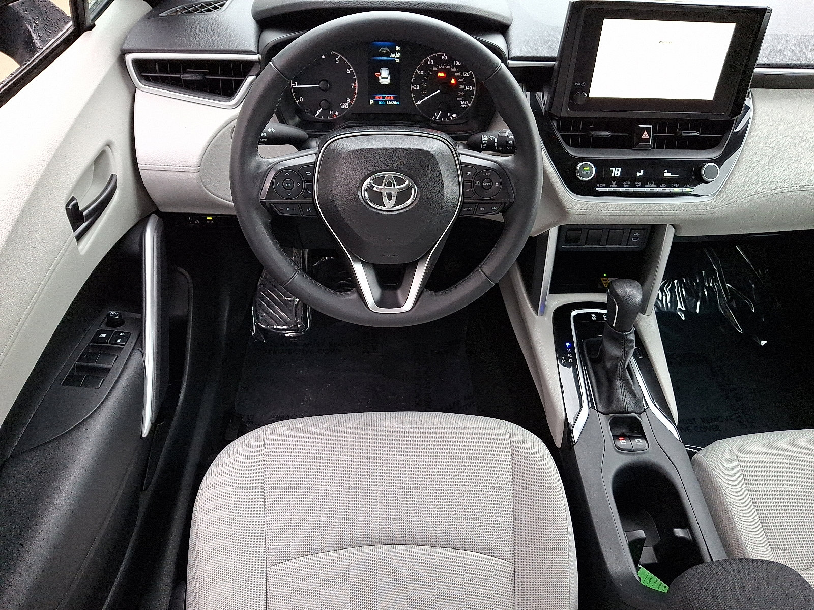 Used 2023 Toyota Corolla Cross LE with VIN 7MUCAABG6PV065121 for sale in Philadelphia, PA