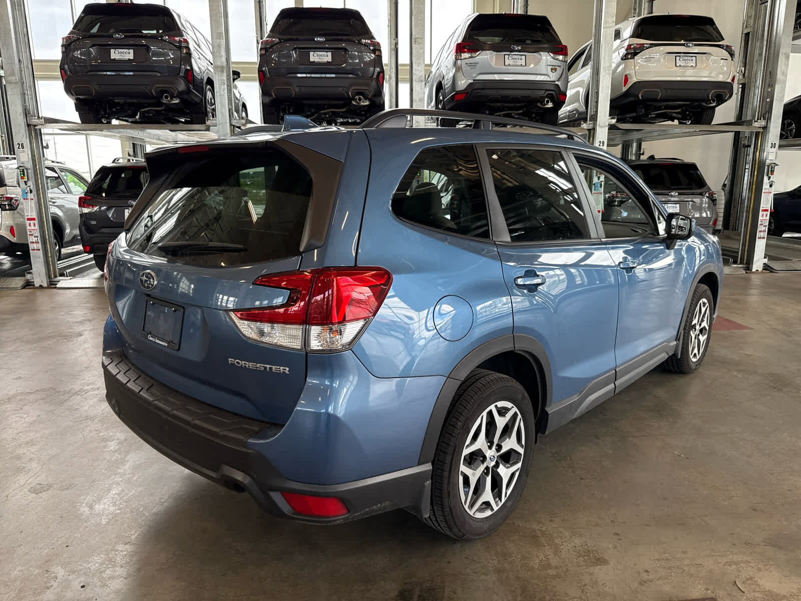 2020 Subaru Forester Premium photo 2