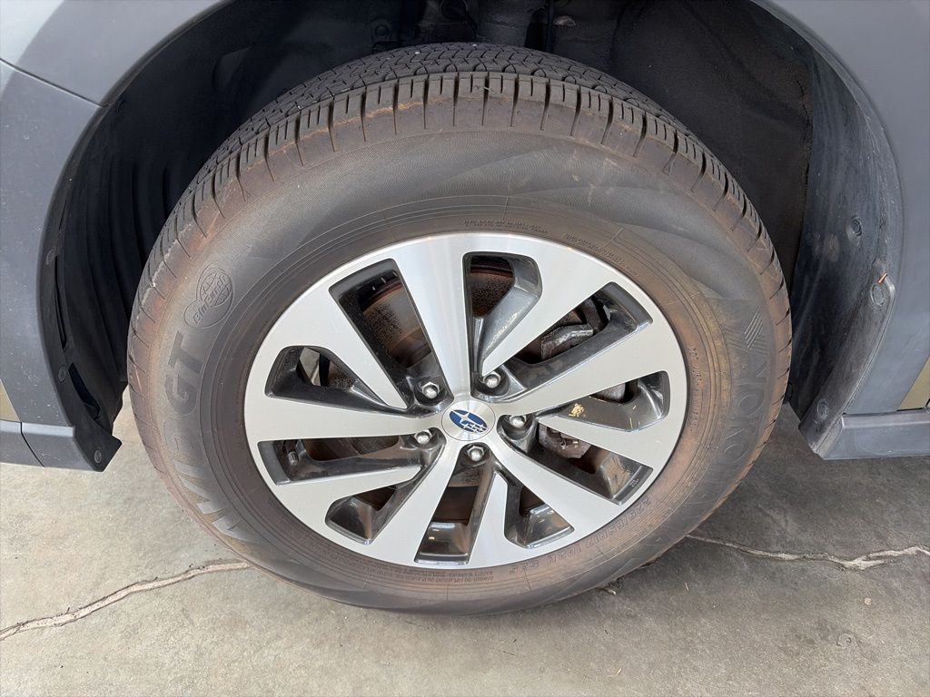 2023 Subaru Outback Premium photo 4