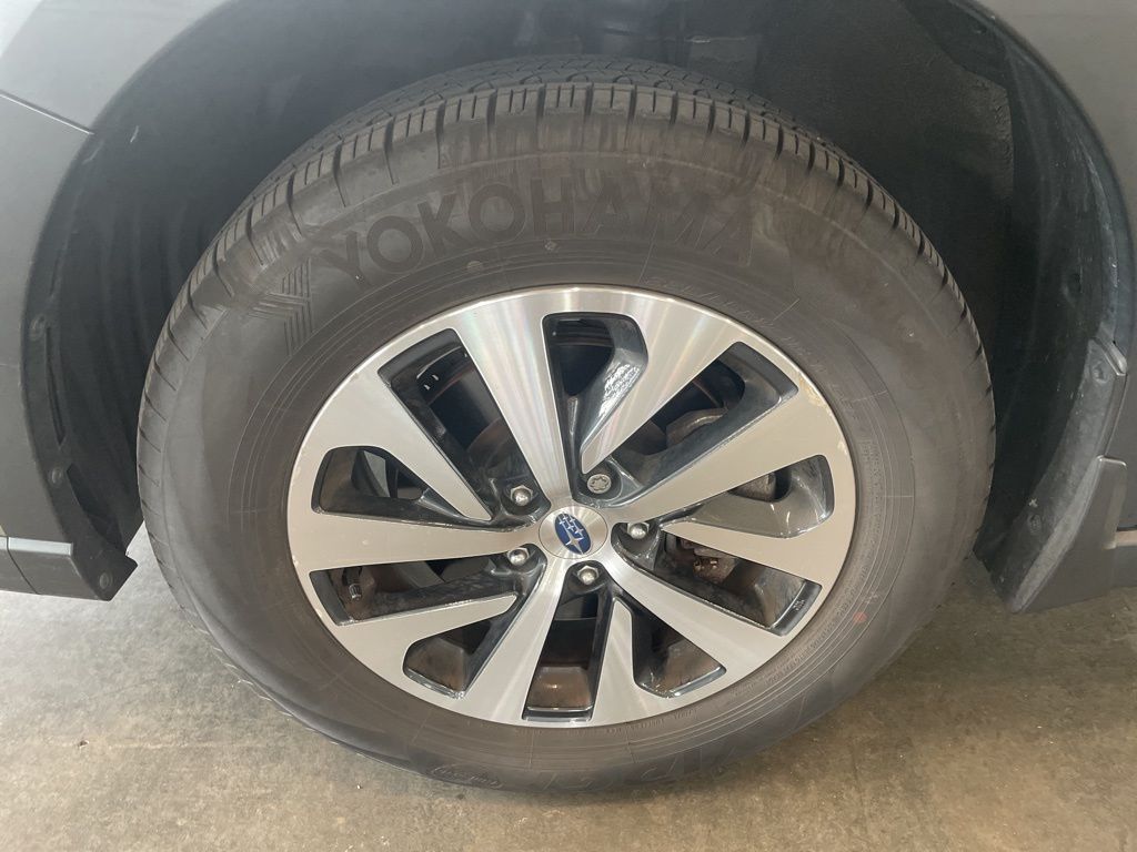 2023 Subaru Outback Premium photo 4