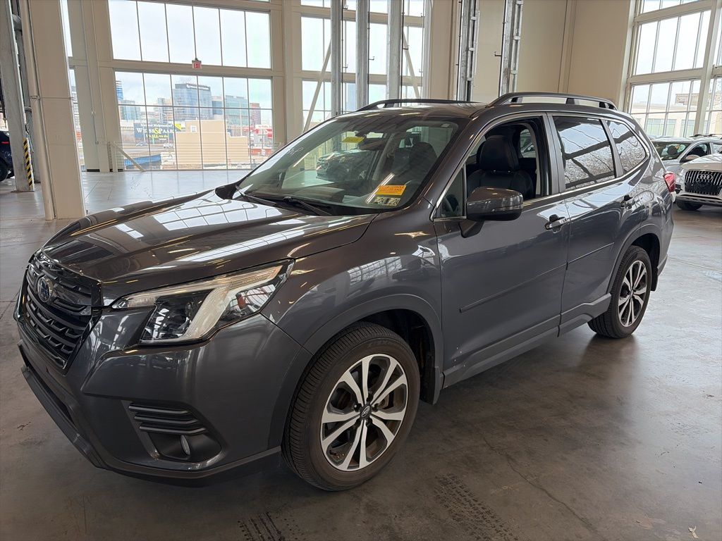 2022 Subaru Forester Limited photo 2