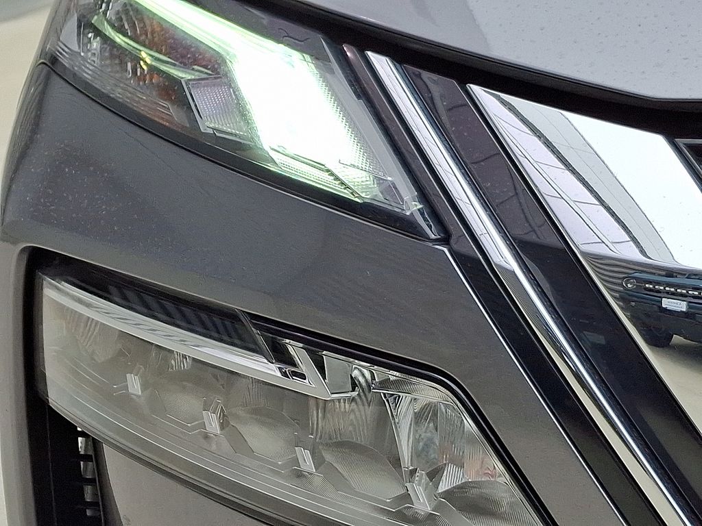 2023 Nissan Rogue SV - Photo 12