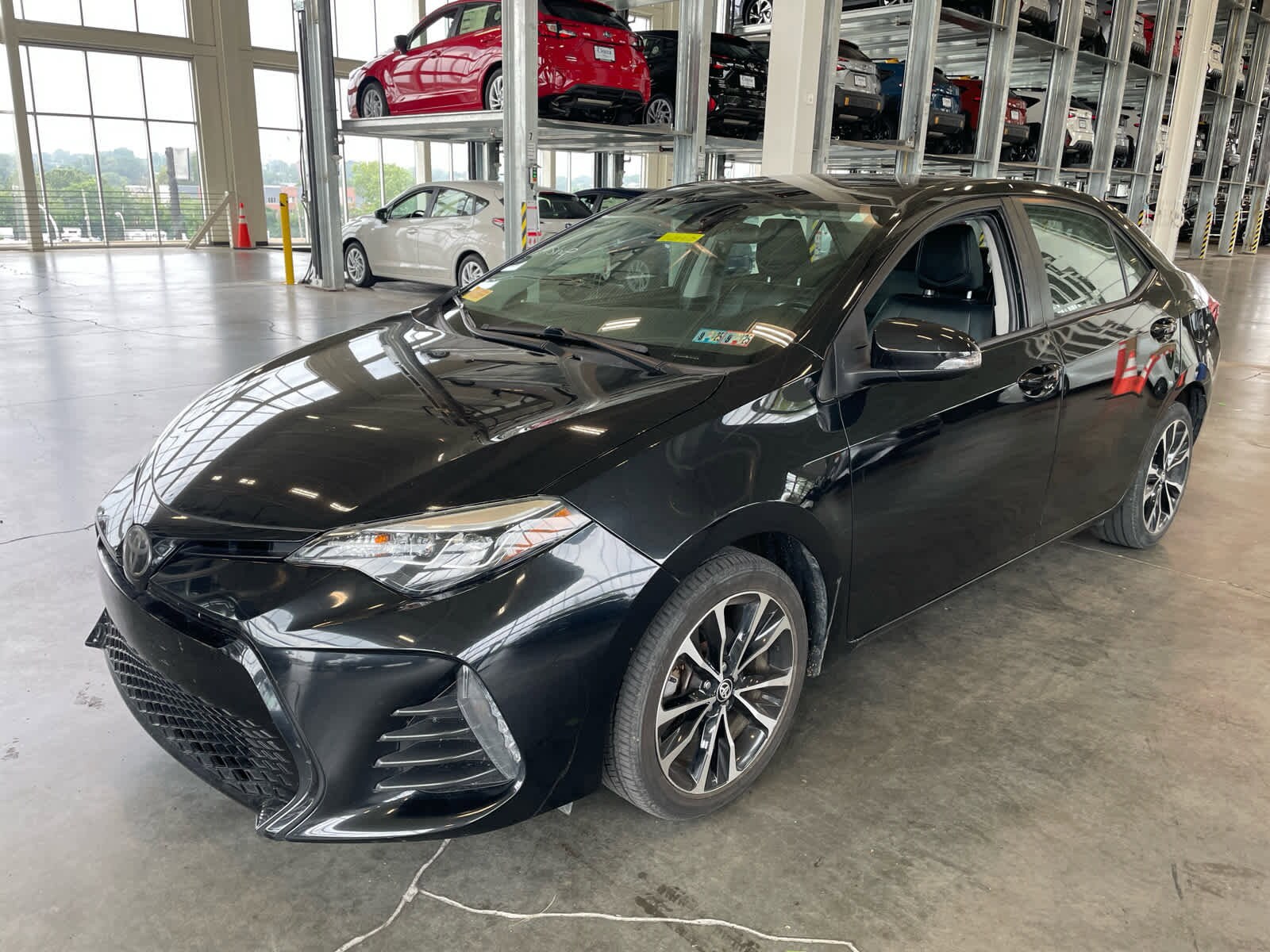 2019 Toyota Corolla SE photo 3