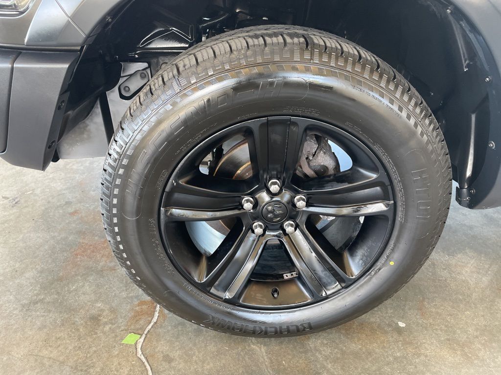 2021 Ram 1500 Classic Warlock photo 4