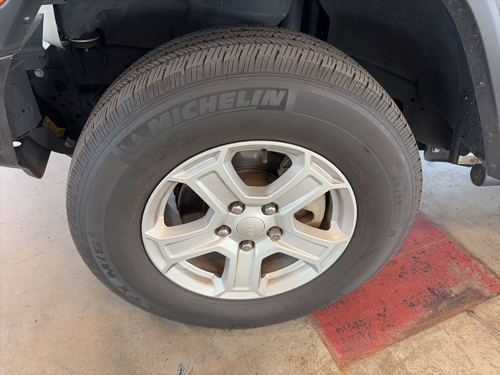 2021 Jeep Wrangler Unlimited Sport S photo 4