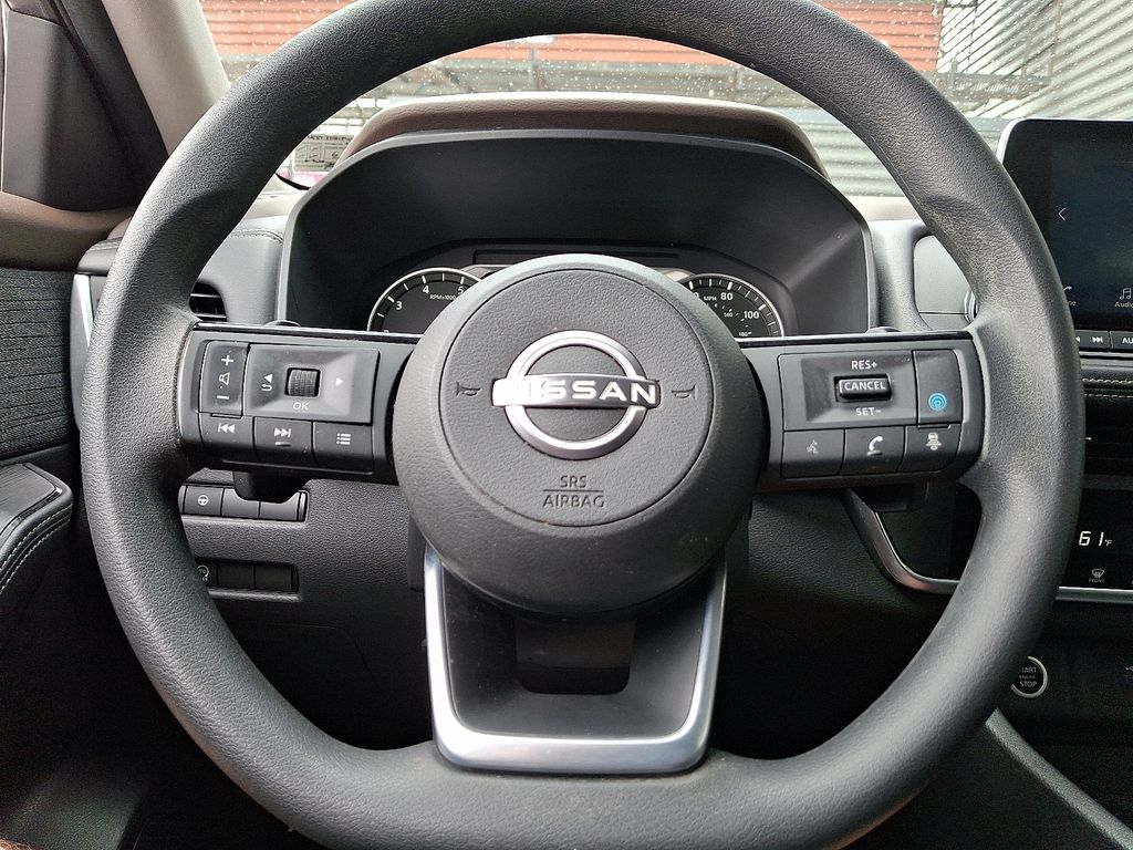2023 Nissan Rogue SV - Photo 19