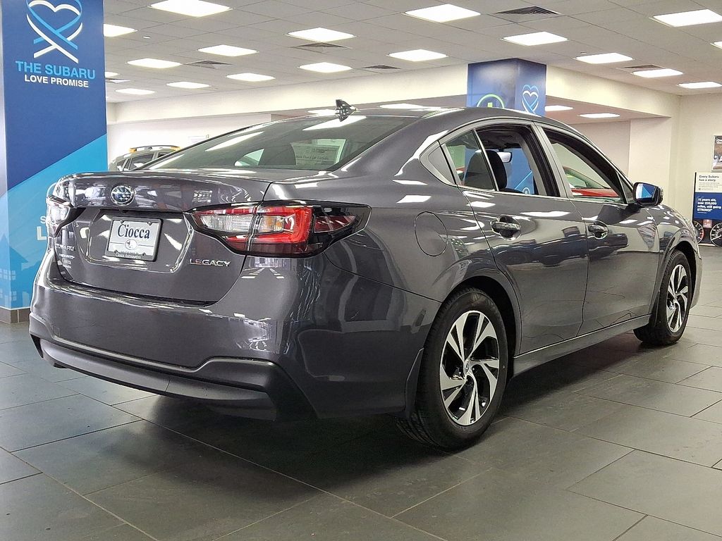 2025 Subaru Legacy Premium - Photo 7