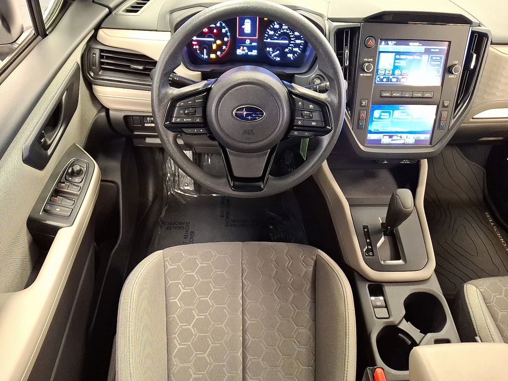 2025 Subaru Forester Base photo 2