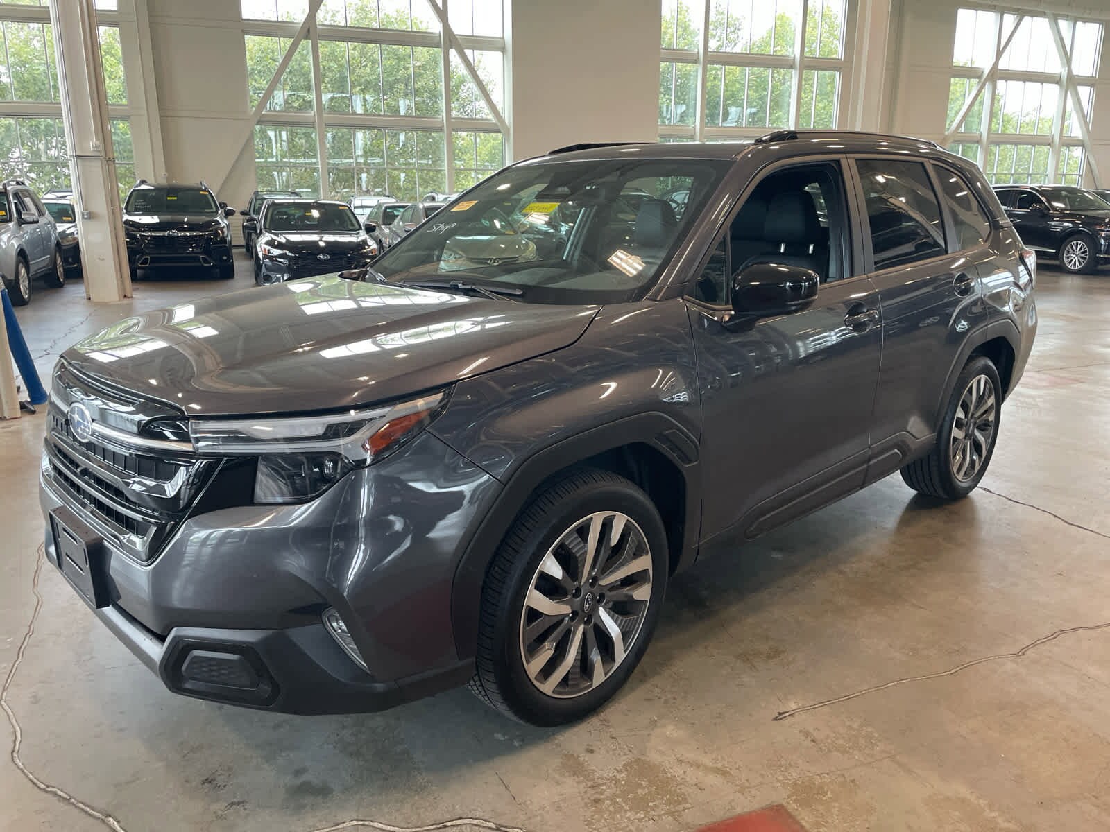 2025 Subaru Forester Touring photo 3