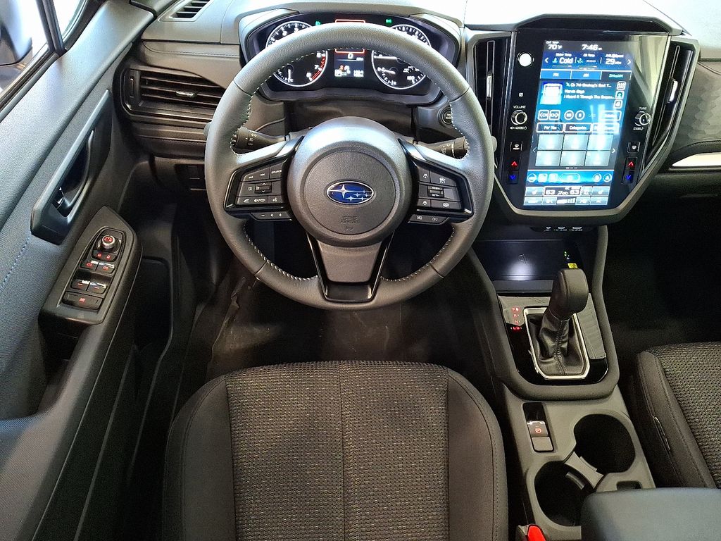 2025 Subaru Forester Premium Base photo 2