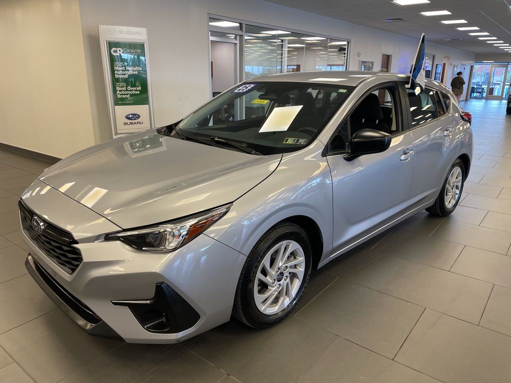 2025 Subaru Impreza Base photo 3