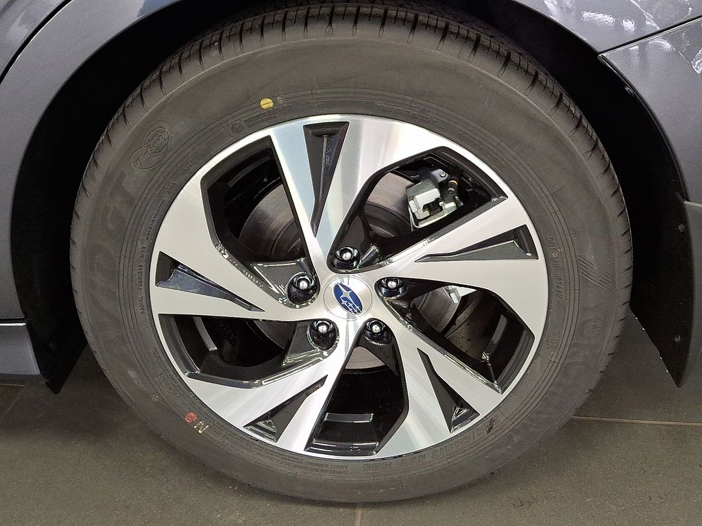 2025 Subaru Legacy Premium - Photo 8
