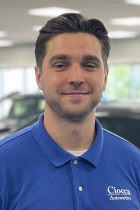 Staff member Angelo Visco from ID_fb766c9d91fe