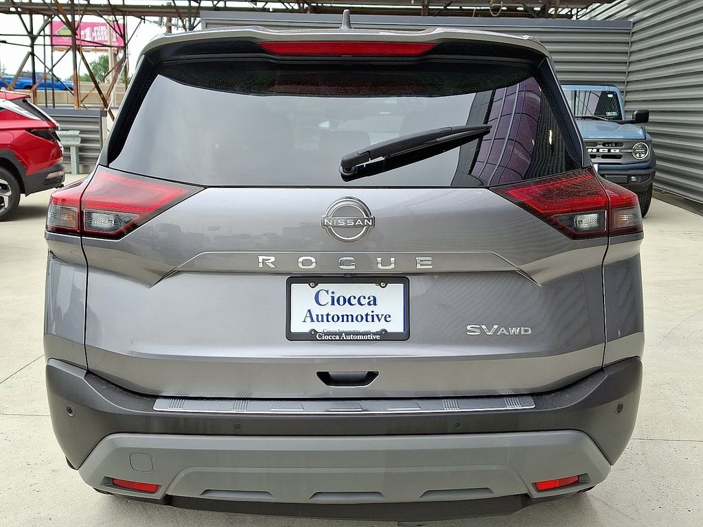 2023 Nissan Rogue SV - Photo 8