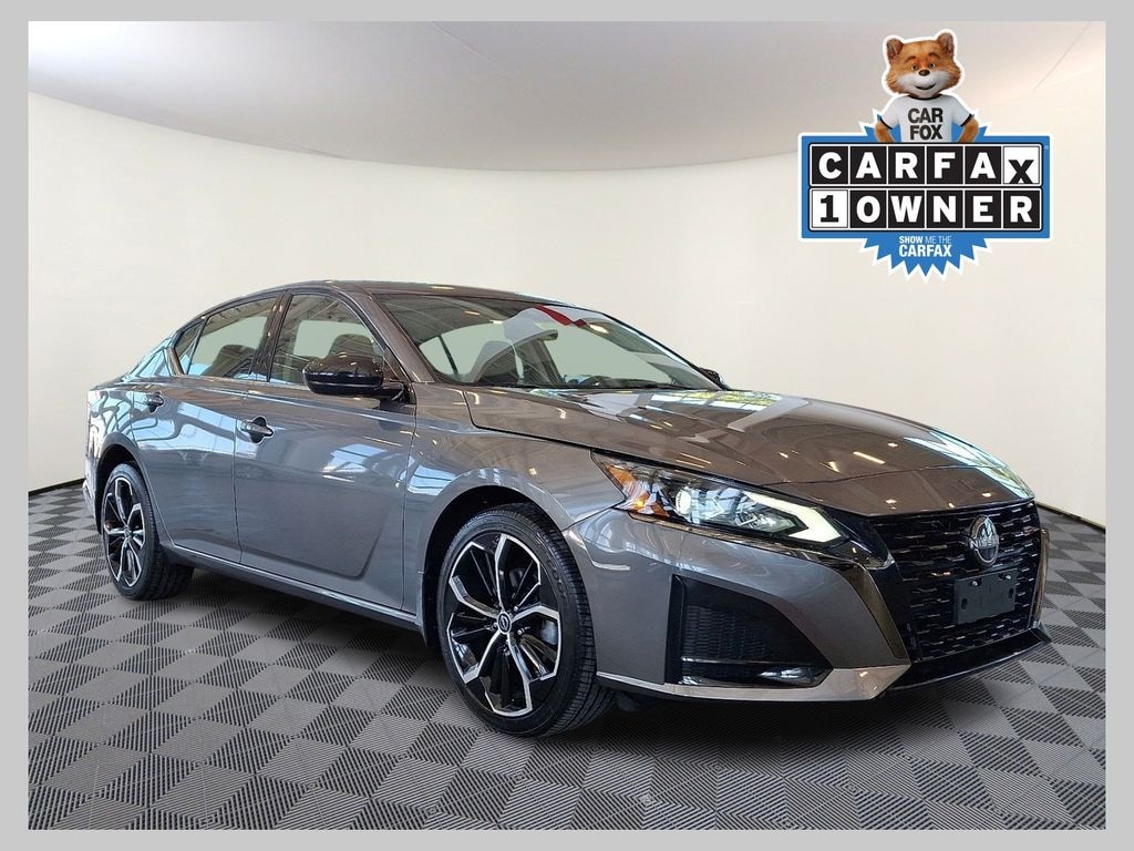 Used 2023 Nissan Altima 2.5 SR Sedan