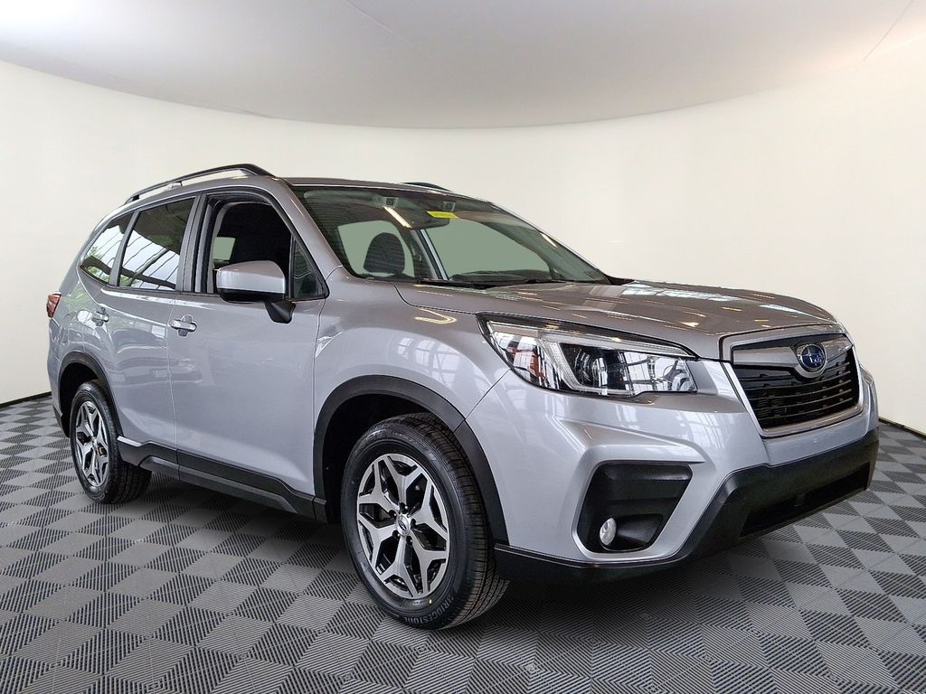 2021 Subaru Forester Premium's photo
