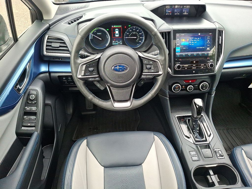 2023 Subaru Crosstrek Hybrid photo 2