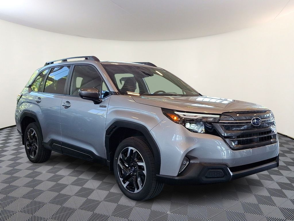 2026 Subaru Forester Premium Hybrid's photo