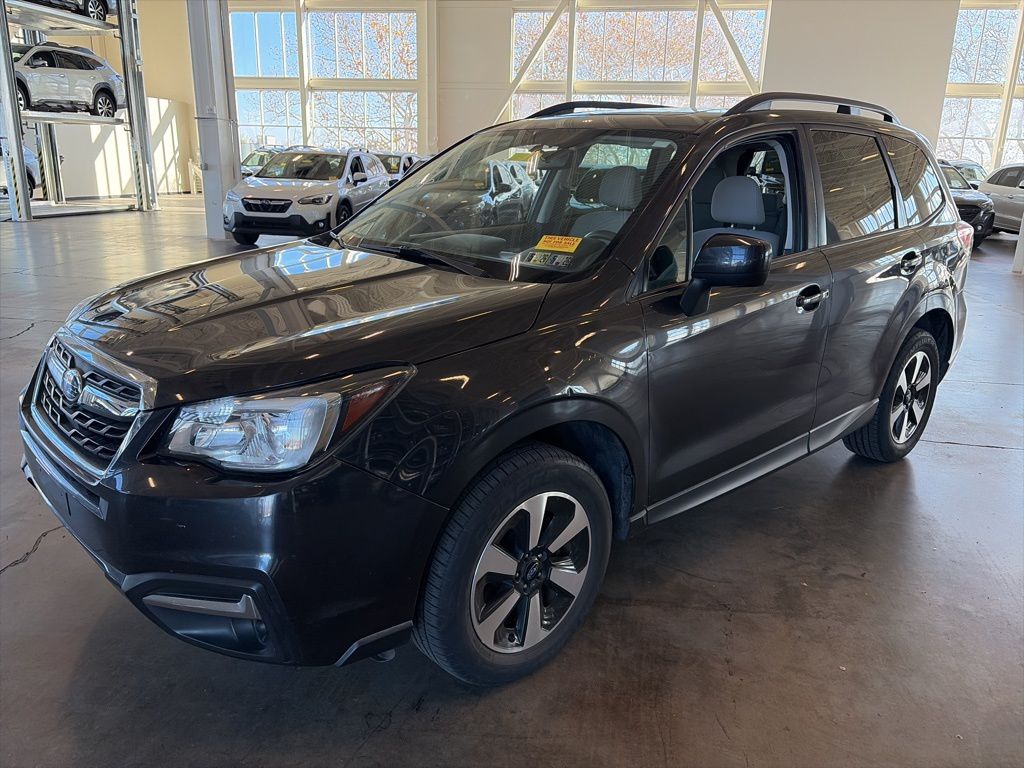 2018 Subaru Forester 2.5i Premium photo 3