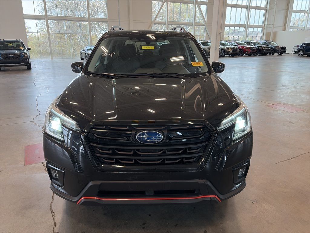 2024 Subaru Forester Sport photo 2