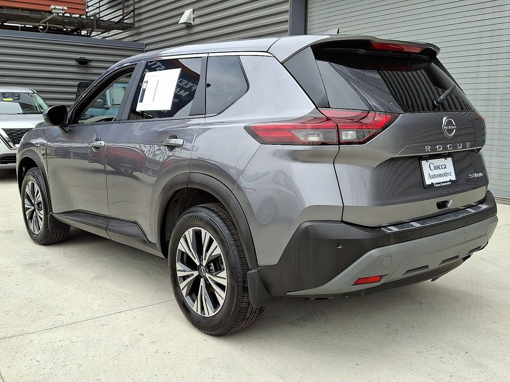 2023 Nissan Rogue SV - Photo 7