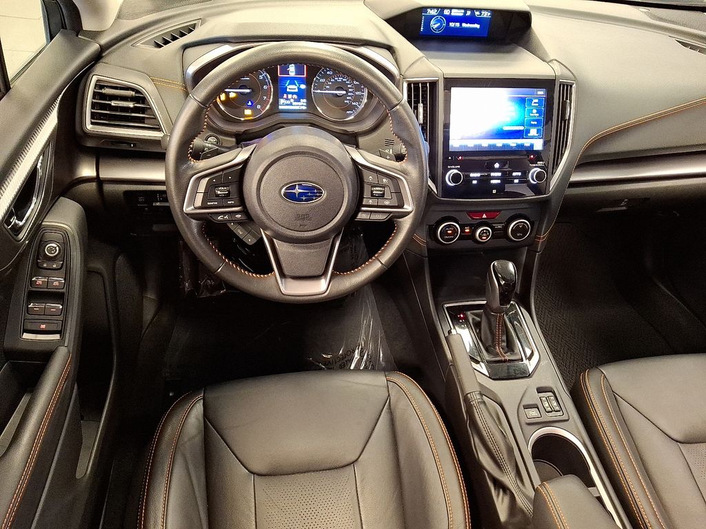 2023 Subaru Crosstrek Limited photo 2