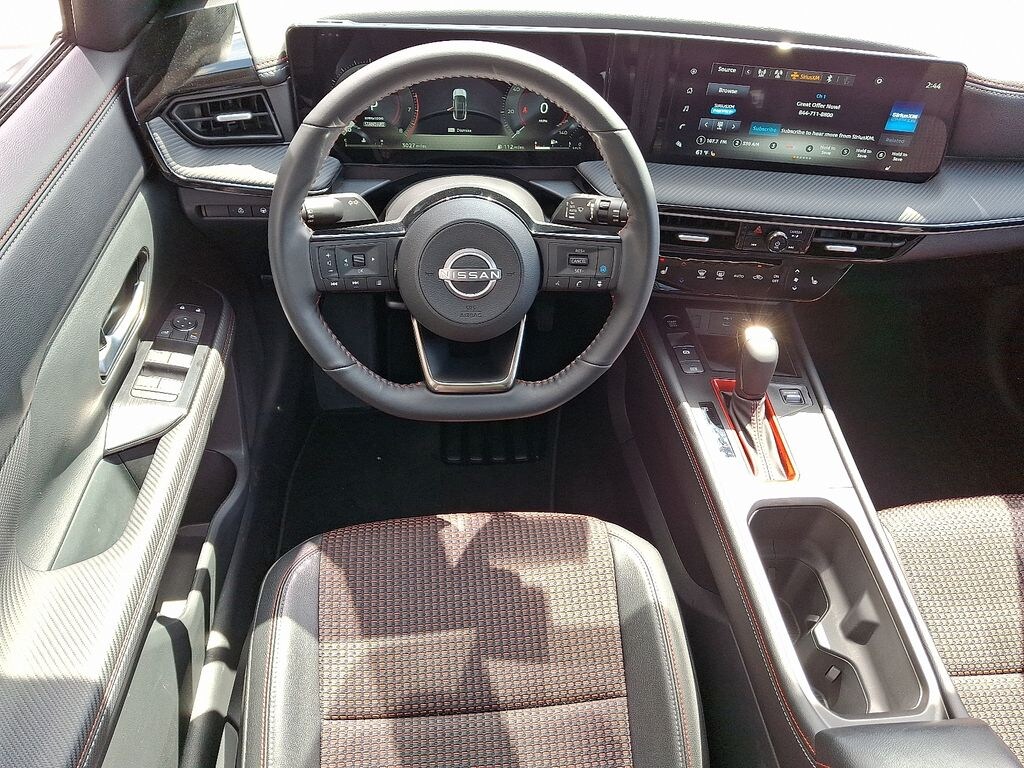 Used 2025 Nissan Kicks SR SUV