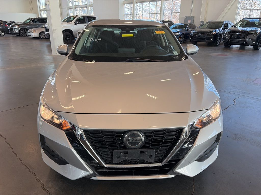 2020 Nissan Sentra SV photo 2